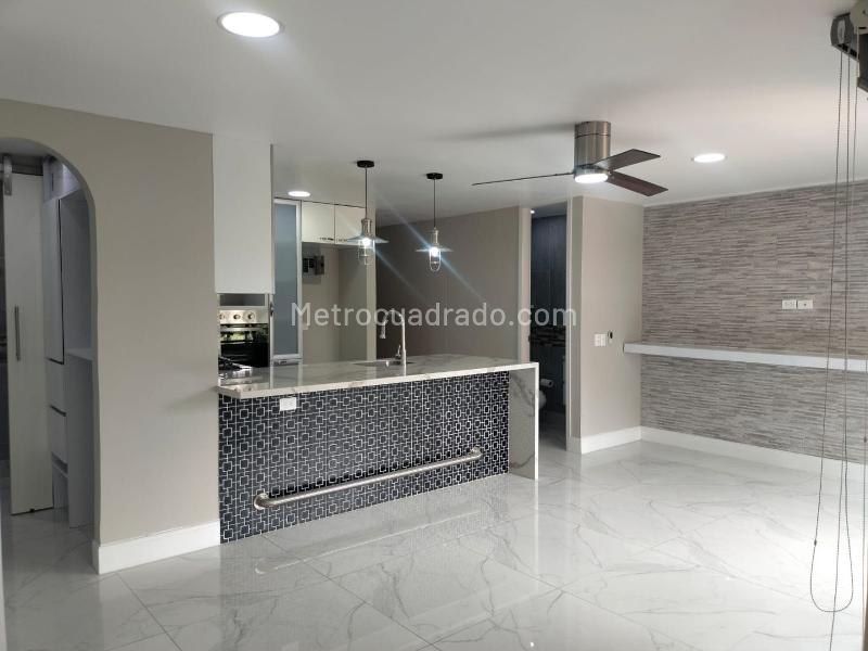 Charming 1BR Apartment Near University in El Poblado - 3