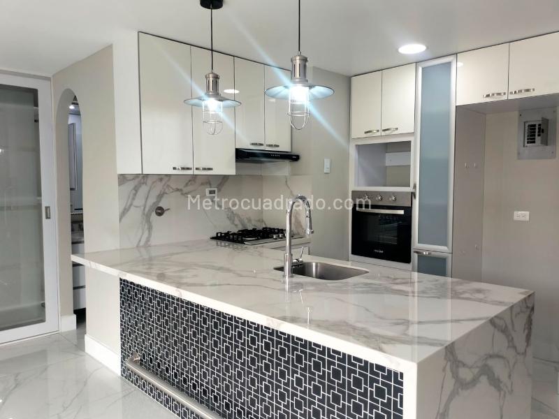 Charming 1BR Apartment Near University in El Poblado - 5