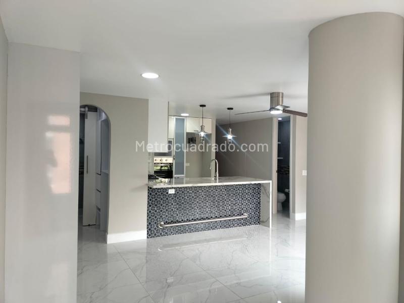 Charming 1BR Apartment Near University in El Poblado - 9