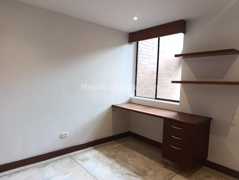 3BR Apartment in El Poblado Gated Community with Pool - 9