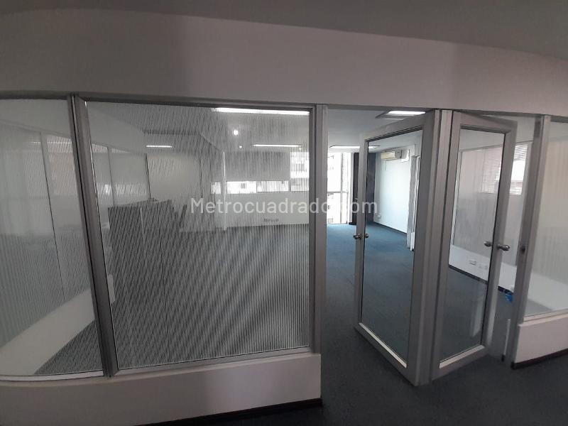 Oficina en Arriendo, EL POBLADO, Medellín - Vista 4