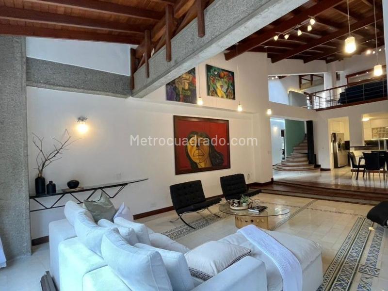 Furnished 4BR Apartment in Gated Community in El Poblado - 3