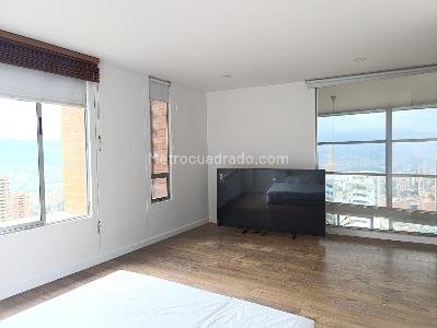 Apartamento de 3 alcobas en venta en El Poblado, Medellín, 169 m² · foto 10 de 19
