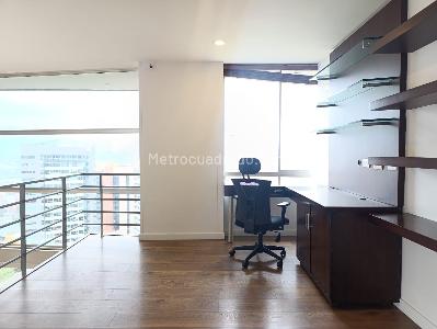 Apartamento de 3 alcobas en venta en El Poblado, Medellín, 169 m² · foto 7 de 19