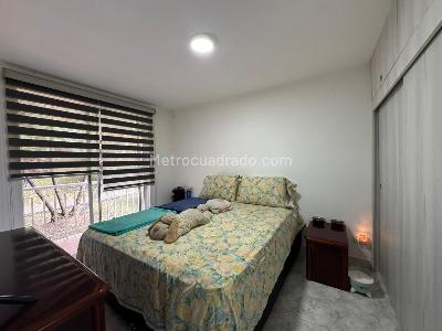 Apartamento de 3 alcobas en venta en El Poblado, Medellín, 98 m² · foto 11 de 15