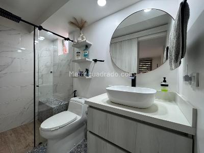 Apartamento de 3 alcobas en venta en El Poblado, Medellín, 98 m² · foto 15 de 15