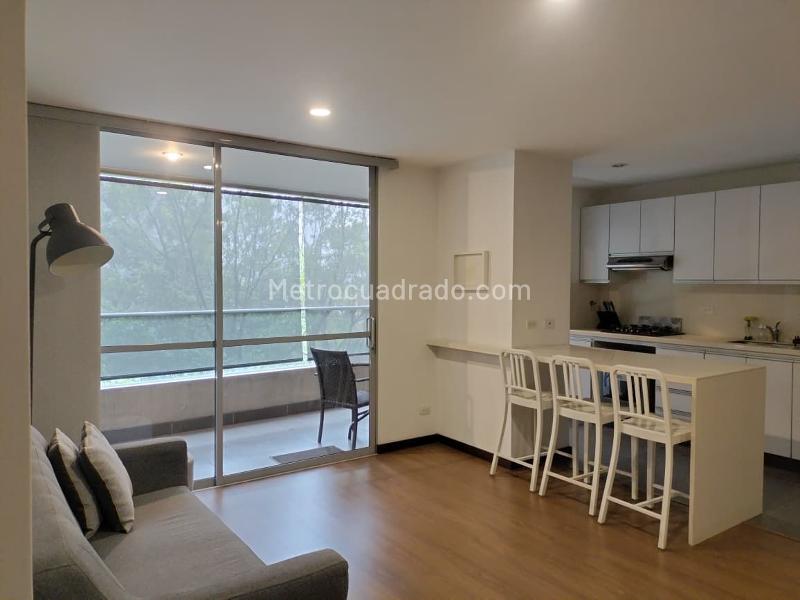 Apartamento Amoblado de 3 Alcobas con Amenidades en El Poblado - 3