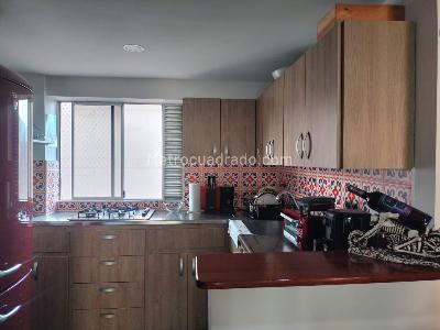 Apartamento en venta en El Poblado, Medellín · foto 4 de 11