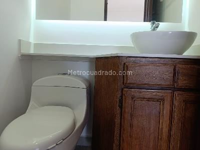 Apartamento de 3 alcobas en venta en El Tesoro, Medellín, 300 m² · foto 16 de 19