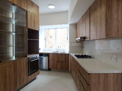 Apartamento de 3 alcobas en venta en El Tesoro, Medellín, 300 m² · foto 5 de 19