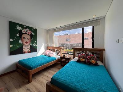 Casa de 5 alcobas en venta en Llanogrande, Rionegro, 400 m² · foto 14 de 20