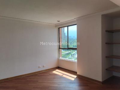 Apartamento de 4 alcobas en venta en El Poblado, Medellín, 228 m² · foto 10 de 19
