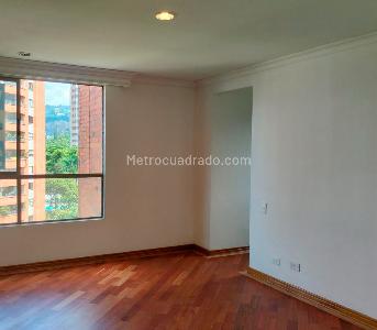 Apartamento de 4 alcobas en venta en El Poblado, Medellín, 228 m² · foto 12 de 19