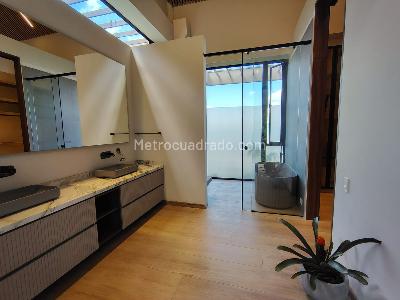 Casa de 3 alcobas en venta en Envigado, Envigado, 1200 m² · foto 17 de 20