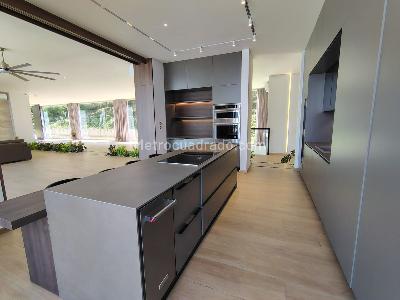 Casa de 3 alcobas en venta en Envigado, Envigado, 1200 m² · foto 7 de 20