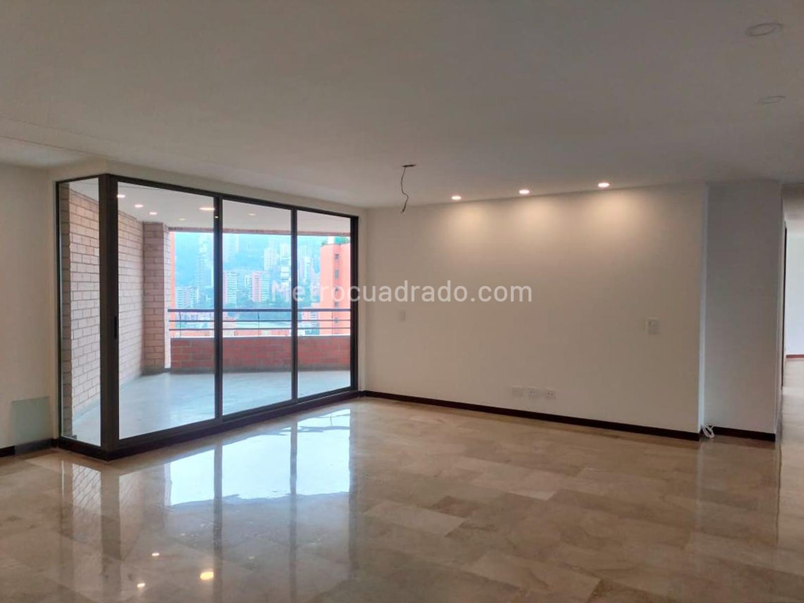 Apartamento de 3 habitaciones en arriendo en El Poblado, Medellín — imagen 1 de 20