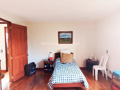 Apartamento de 2 alcobas en arriendo en El Tesoro, Medellín, 149 m² · foto 13 de 18