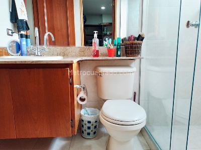 Apartamento de 2 alcobas en arriendo en El Tesoro, Medellín, 149 m² · foto 14 de 18