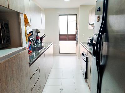 Apartamento de 2 alcobas en arriendo en El Tesoro, Medellín, 149 m² · foto 5 de 18