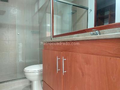 Apartamento de 2 alcobas en arriendo en La Aguacatala, Medellín, 104 m² · foto 16 de 17