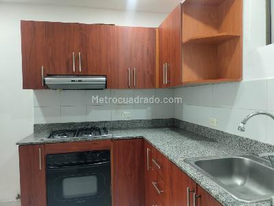 Apartamento de 2 alcobas en arriendo en La Aguacatala, Medellín, 104 m² · foto 6 de 17