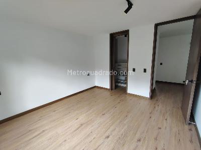 Apartamento de 3 alcobas en venta en El Poblado, Medellín, 205 m² · foto 16 de 19