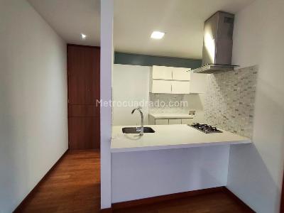 Apartamento de 1 alcoba en arriendo en El Tesoro, Medellín, 57 m² · foto 8 de 13