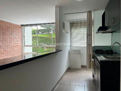 Apartamento en venta en Envigado, Envigado · foto 7 de 19