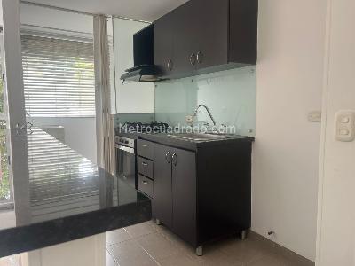 Apartamento en venta en Envigado, Envigado · foto 8 de 19