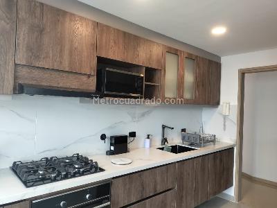 Apartamento de 3 alcobas en arriendo en El Poblado, Medellín, 140 m² · foto 7 de 19