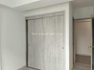 Apartamento de 3 alcobas en arriendo en Villa Carlota, Medellín, 116 m² · foto 15 de 19