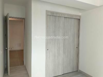 Apartamento de 3 alcobas en arriendo en Villa Carlota, Medellín, 116 m² · foto 17 de 19