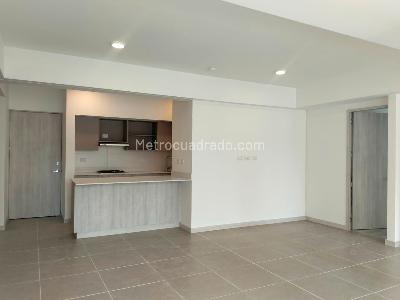Apartamento de 3 alcobas en arriendo en Villa Carlota, Medellín, 116 m² · foto 4 de 19