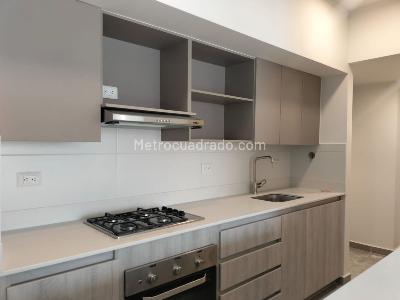 Apartamento de 3 alcobas en arriendo en Villa Carlota, Medellín, 116 m² · foto 7 de 19