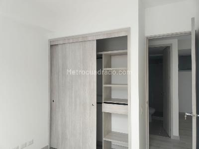 Apartamento de 3 alcobas en arriendo en Villa Carlota, Medellín, 100 m² · foto 16 de 18