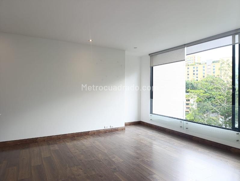 1BR Apartment in EL POBLADO (72 m²) - 4