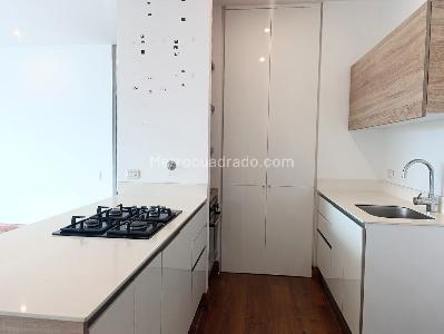 Apartamento de 1 alcoba en arriendo en El Poblado, Medellín, 72 m² · foto 9 de 17
