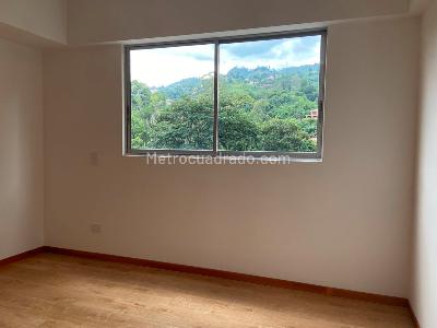 Apartamento de 3 alcobas en arriendo en Sabaneta, Sabaneta, 91 m² · foto 12 de 19