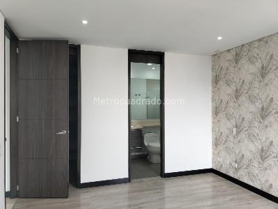Apartamento de 3 alcobas en venta en El Poblado, Medellín, 128 m² · foto 12 de 18