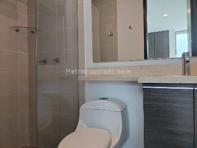 Apartamento de 3 alcobas en venta en El Poblado, Medellín, 128 m² · foto 17 de 18