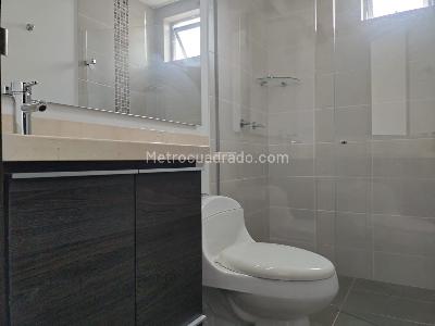 Apartamento de 3 alcobas en venta en El Poblado, Medellín, 128 m² · foto 18 de 18
