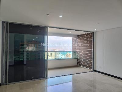 Apartamento de 3 alcobas en venta en El Poblado, Medellín, 128 m² · foto 2 de 18