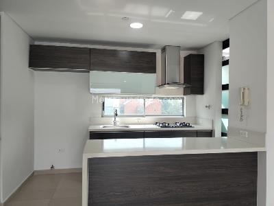Apartamento de 3 alcobas en venta en El Poblado, Medellín, 128 m² · foto 5 de 18