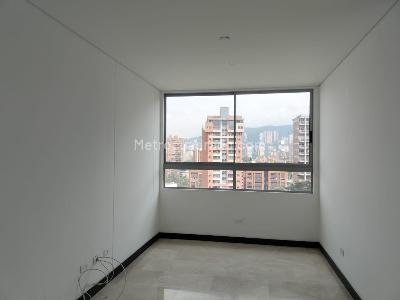 Apartamento de 3 alcobas en venta en El Poblado, Medellín, 128 m² · foto 9 de 18
