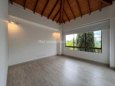 Casa de 4 alcobas en arriendo en El Poblado, Medellín, 600 m² · foto 14 de 20