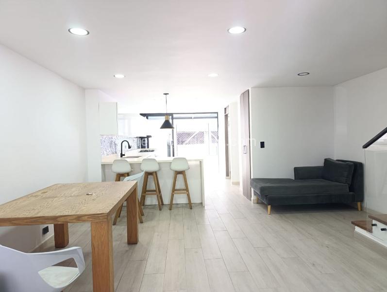 Casa Elegante de 3 Alcobas en El Poblado - 2