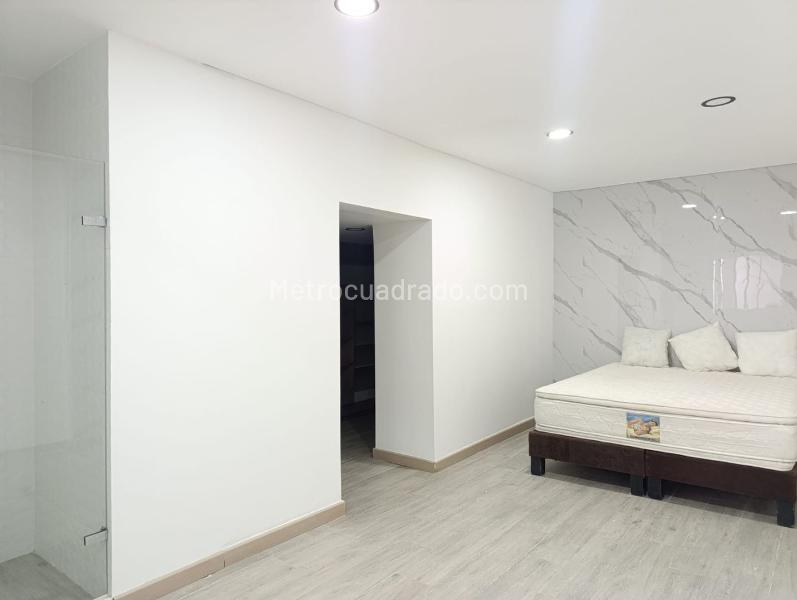 Casa Elegante de 3 Alcobas en El Poblado - 8