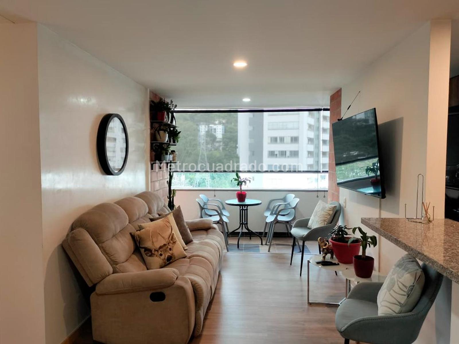 Apartamento de 3 habitaciones en arriendo en El Poblado, Medellín — imagen 1 de 20