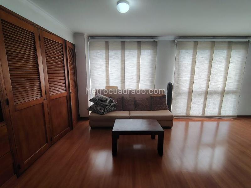 Apartamento de 3 Alcobas con 3 Parqueaderos en El Poblado - 9