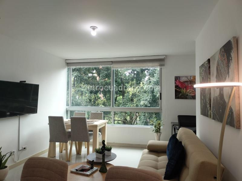 Furnished 2BR Apartment with Pool in El Poblado - 3